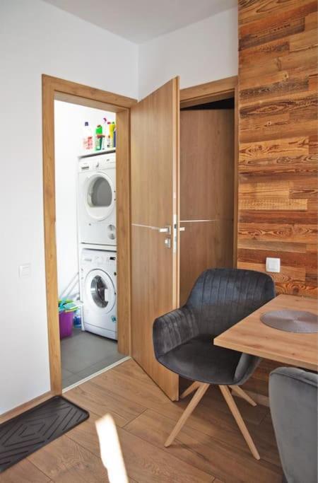 5 Dream Apartment 5 Cu Parcare Privata Oradea Dış mekan fotoğraf