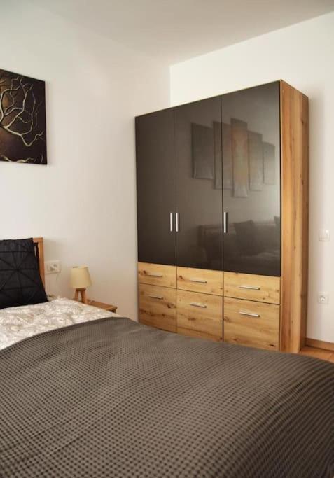 5 Dream Apartment 5 Cu Parcare Privata Oradea Dış mekan fotoğraf